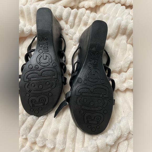 BCB Girls Dressy Black Shoes, size 8. - Picture 4 of 11